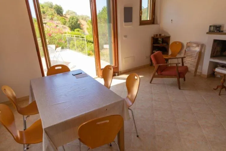 Villa L'Aia Lacona